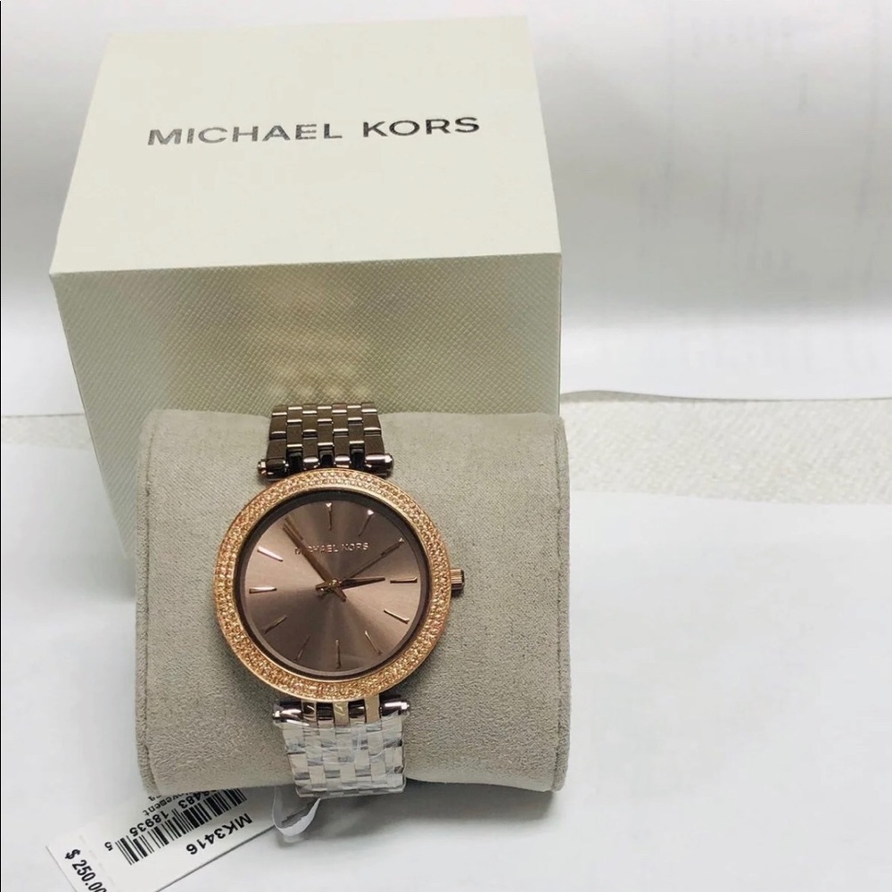 MK WATCH - Picture 3 of 3